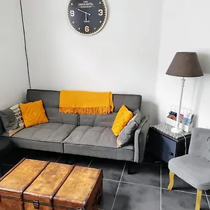 La Petite Maison , Beauvais Francia
