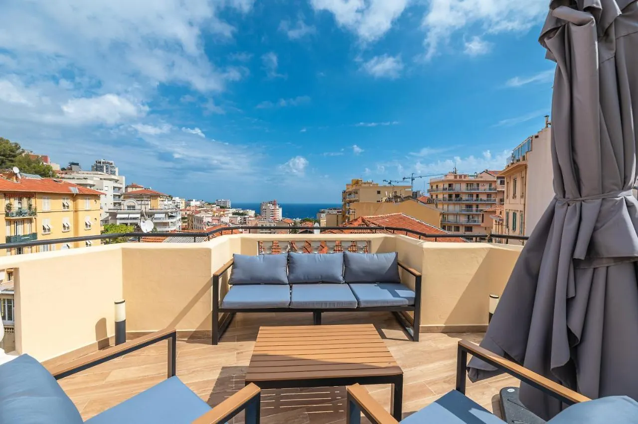 Superbe Penthouse Proche Monaco Grande Terrasse location